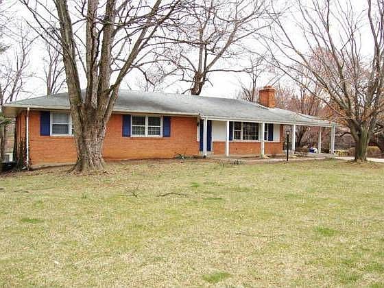 2nd image of 17205 Pinebrook Dr