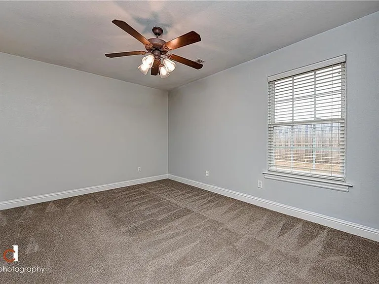 5712 W Casey Dr — Photo 21