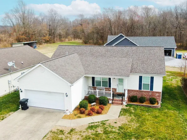 2330 Perkins Creek Dr, Paducah, KY 42001