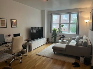 26 Cook St #3B, Brooklyn, NY 11206