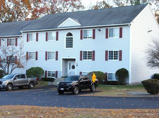 155 Lafond Ln APT 32, Dracut, MA 01826