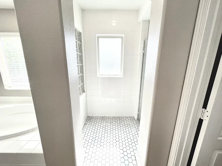 7140 Charter Crest St — Photo 58