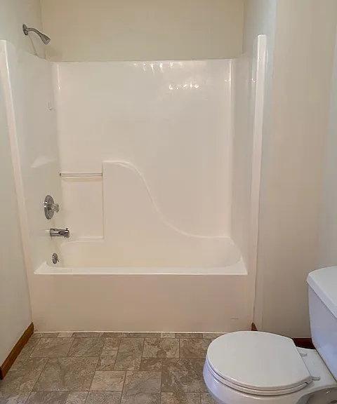 Master Bath Room