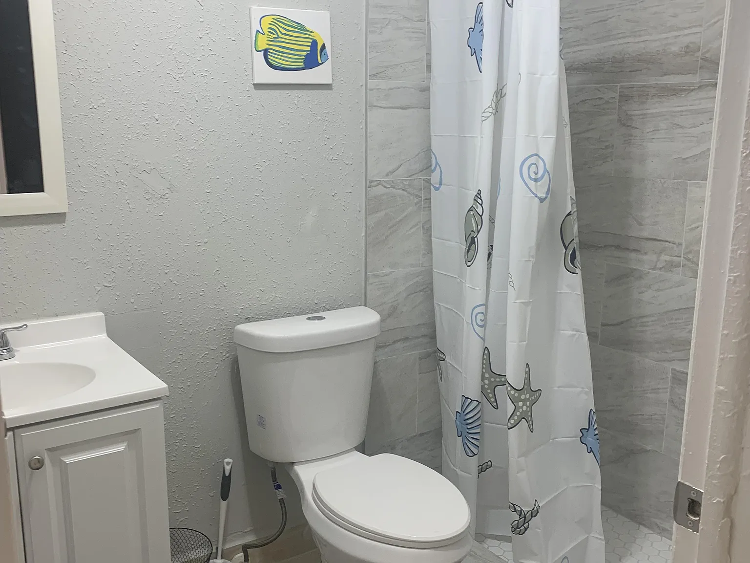 4 bed, 4.0 bath, 1623 sqft, $1,230 — Photo 3