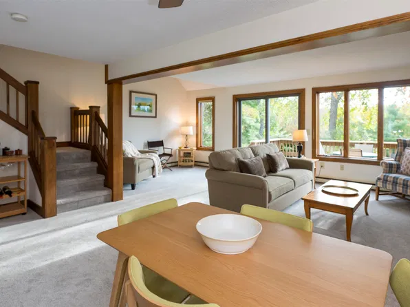 355 Lyman Batcheller Road #12E, Hartford, VT 05059