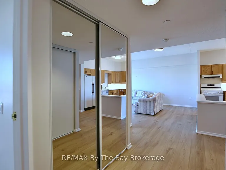 49 Raglan St #109 — Photo 10