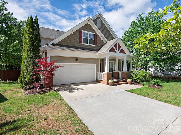 2nd image of 1332 Heathbrook Cir