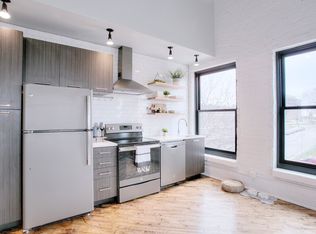 Stylish Apartments Available at Farnam Hill Lofts, Omaha, NE 68131