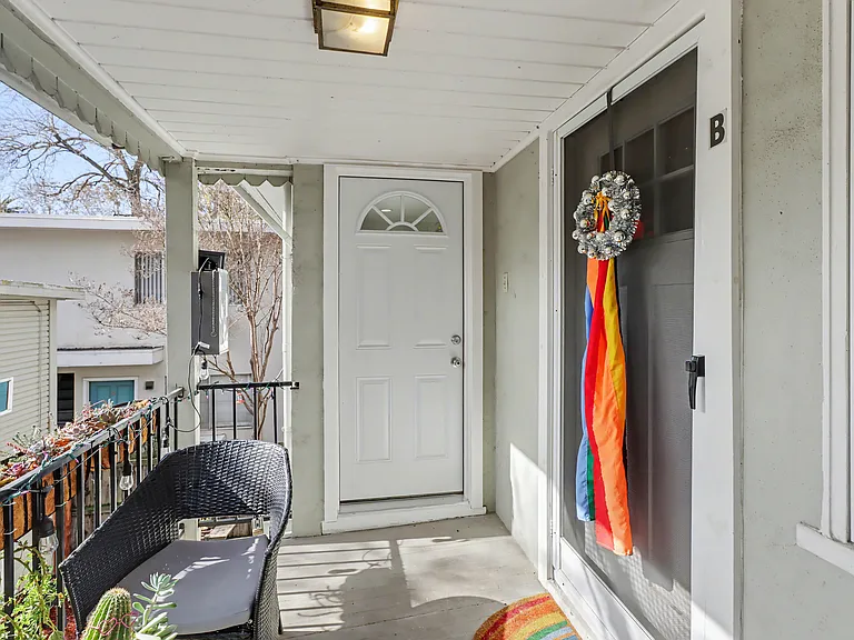 2725 I St #A — Photo 23