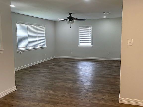 3rd image of 117 N 31st St
