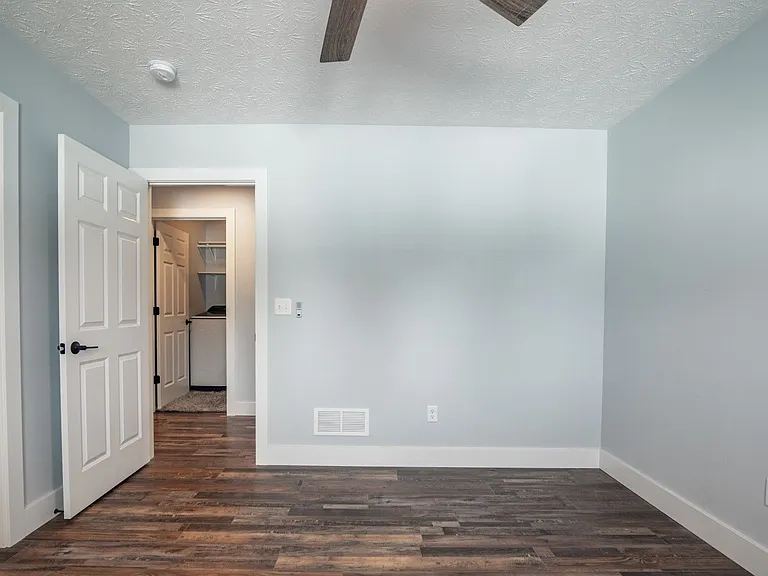 109 Gaston Cir — Photo 52