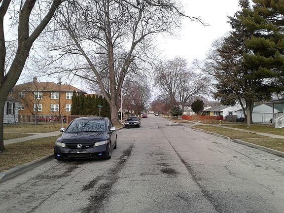 4th image of 718 Massena Ave