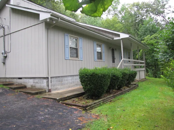 98 Ed McGaffee Plus Guest Home Rd, Pineville, KY 40977