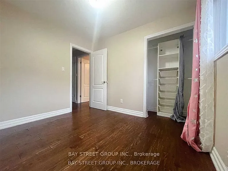 2131 Sunnyvale Dr — Photo 8