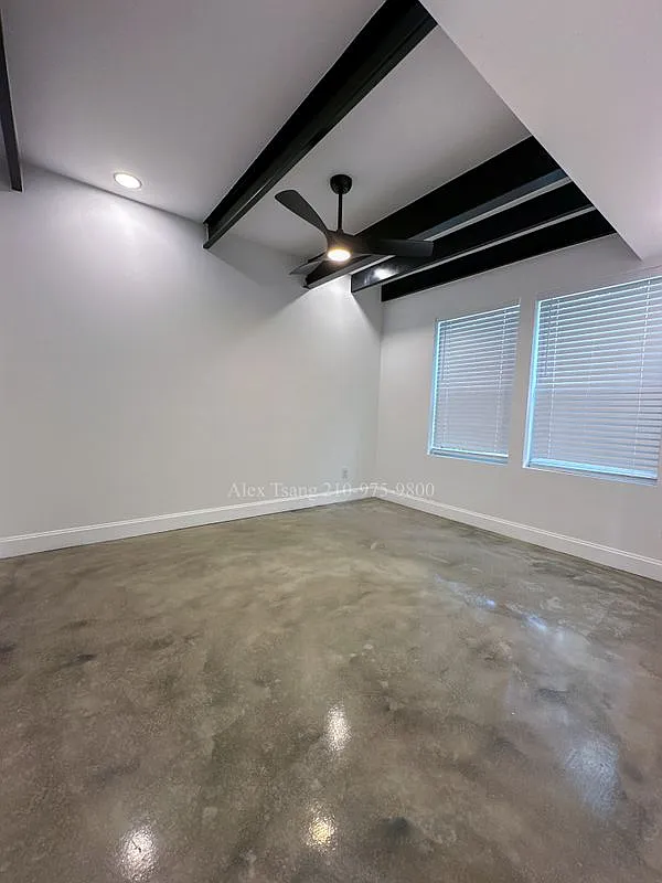 3 bed, 3.5 bath, 1800 sqft, $3,199 — Photo 3