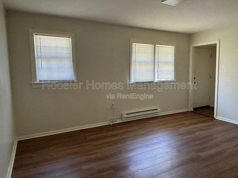1739 Kildare Ave — Photo 8