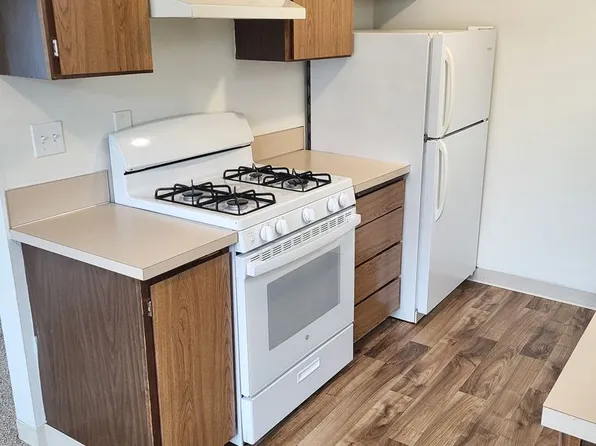 Cardinalcourt, 141-175 Hrubetz Rd SE #155, Salem, OR 97302