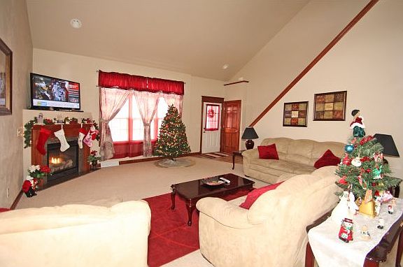 4th image of 2619 Towerview Dr