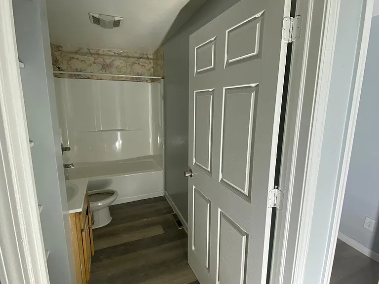 1140 Wolf St #3 — Photo 6