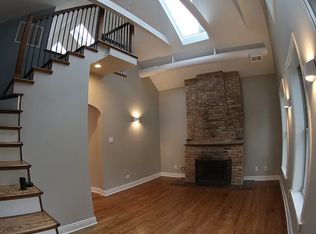 1307 W Fillmore St #2, Chicago, IL 60607