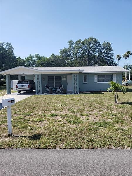 1st image of 900 Pineland Ave