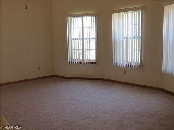 3rd image of 11921 Apollo Dr