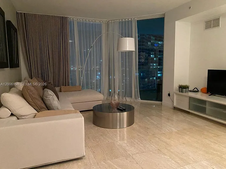 1900 N Bayshore Dr #2314 — Photo 9