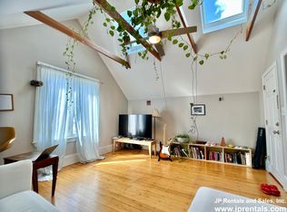 20 Egleston St APT 3, Boston, MA 02130