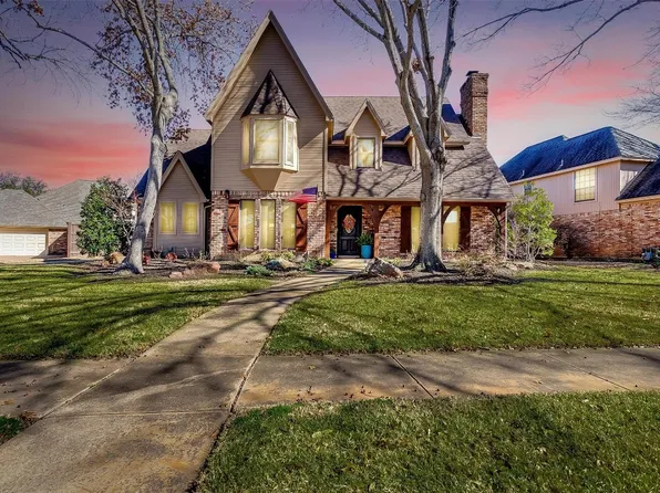 3412 Meadowside Dr, Bedford, TX 76021