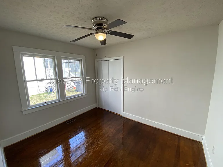 138 Mansfield St — Photo 17