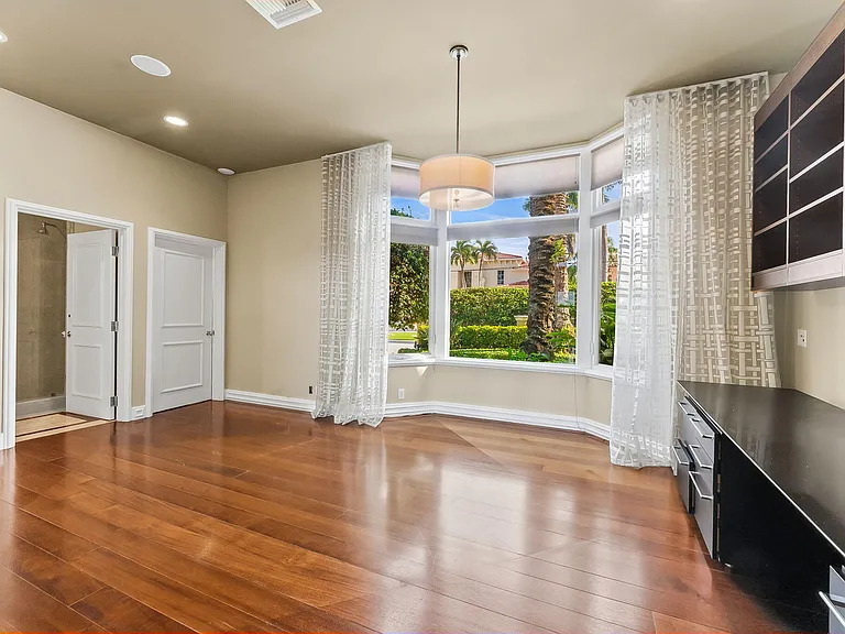 3 Isla Bahia Dr — Photo 35