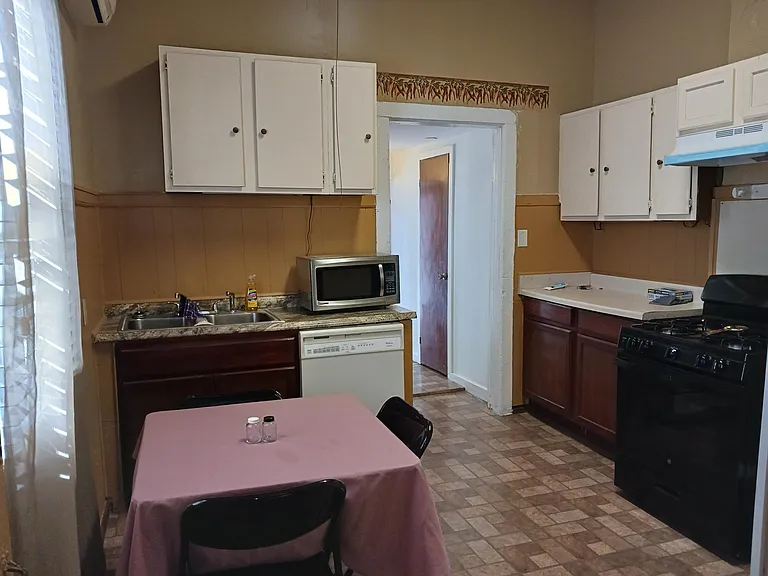 1311 General Ogden St — Photo 10