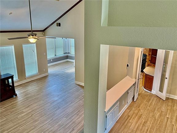 4th image of 2369 Ormond Blvd