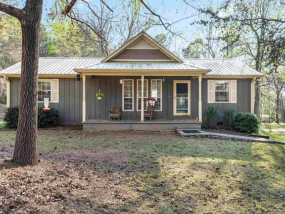 2nd image of 3025 Rickwood Caverns Rd