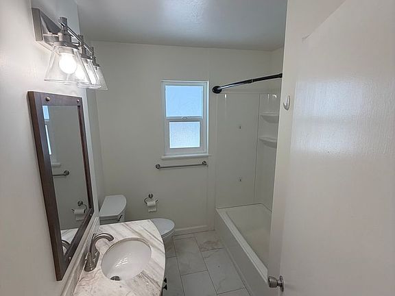 4th image of 1718 Sequoia Ave APT 8