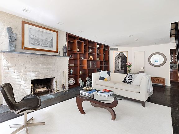2nd image of 355 W 29th St APT 1A