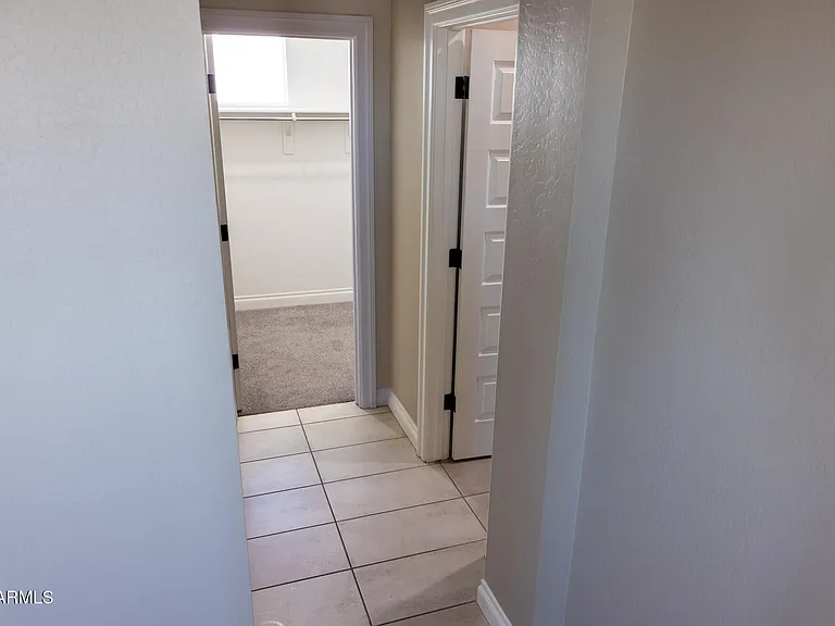 2462 E Lovebird Ln — Photo 35