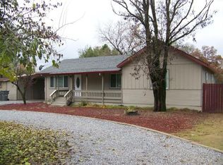 10272 Salmon Creek Rd, Redding, CA 96003