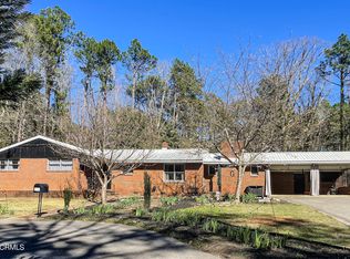 875 Barber Rd, Southern Pines, NC 28387