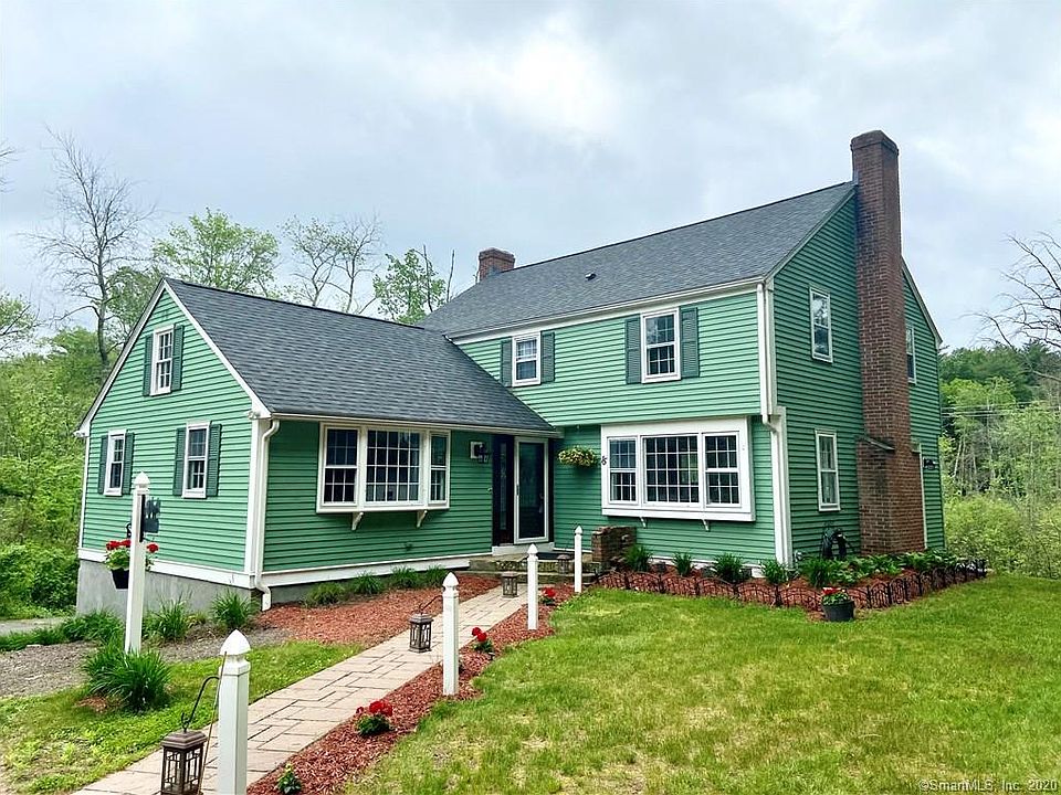 1st image of 15 Lenora Dr