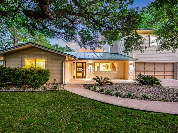 1704 Bluebonnet, Kingsland, TX 78639