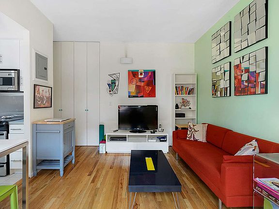 3rd image of 23 E 10th St APT 703