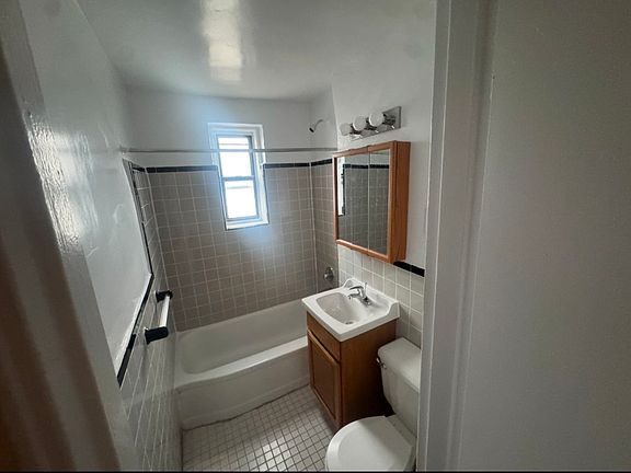 2nd image of 22023 67th Ave #1