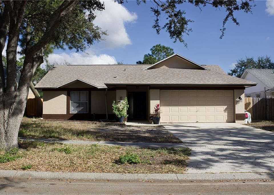 1st image of 1470 Club Dr