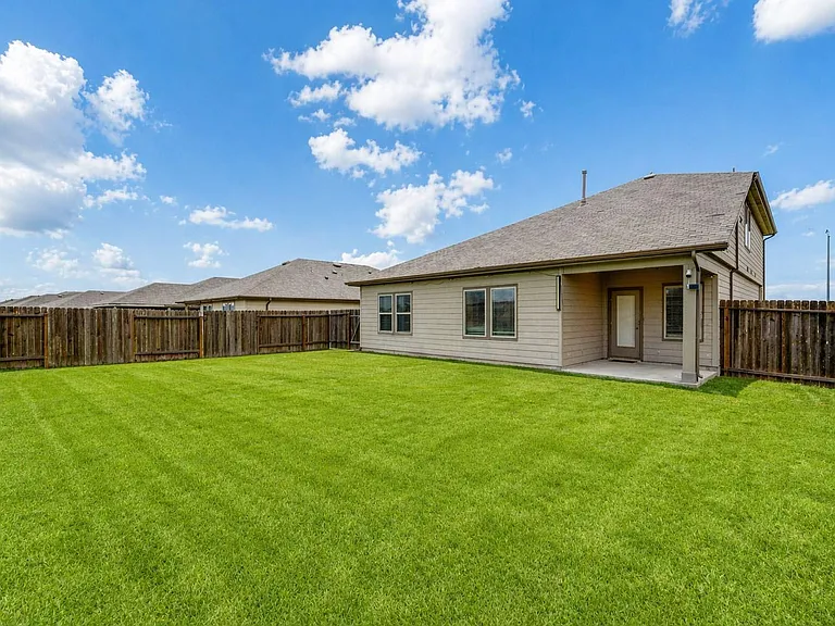 1615 Goose Island Ln — Photo 44