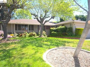 3130 Meadowbrook Dr, Concord, CA 94519