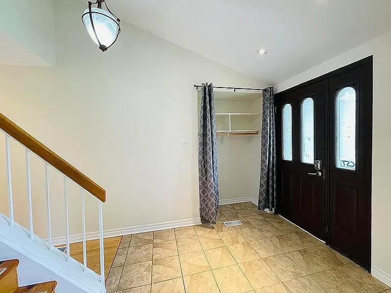 934 Beauclaire Dr — Photo 9