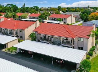 9981 Eagles Point Cir APT 1, Port Richey, FL 34668