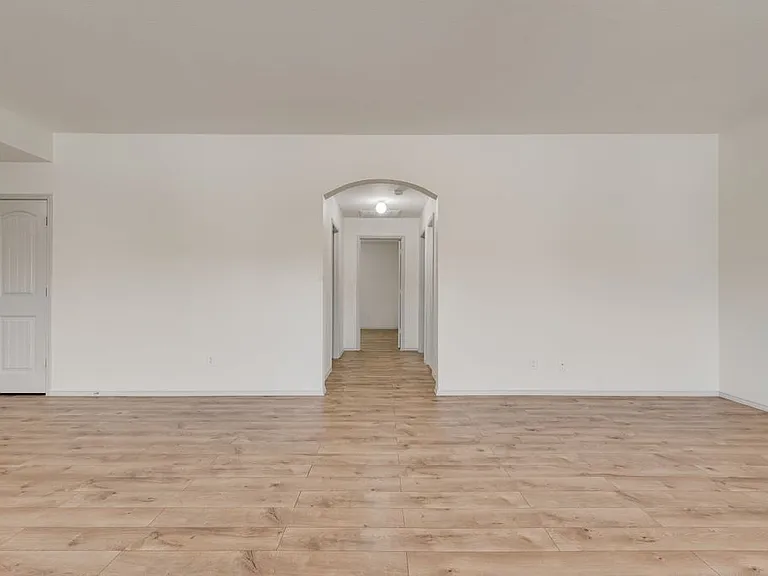1123 Garnet St — Photo 12