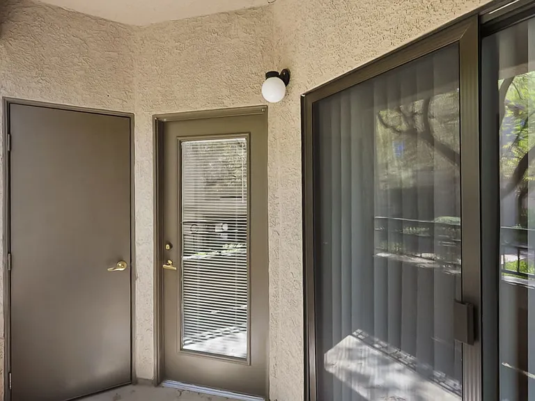 8250 N Grand Canyon Dr #1137-20 — Photo 25